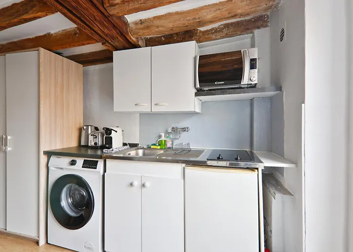 Quartier Saint-michel Notre-dame 4 Free Netflix 아파트